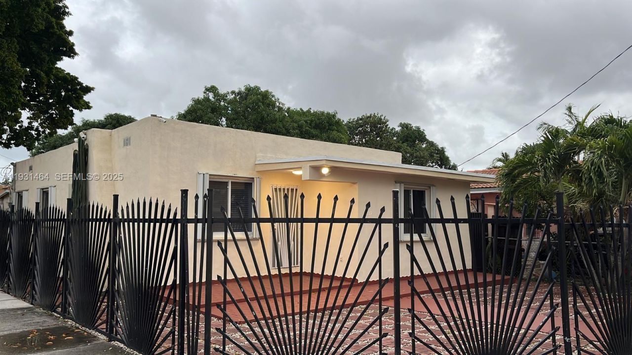 2737 NW 13th Ave, Miami, FL 33142 Photo