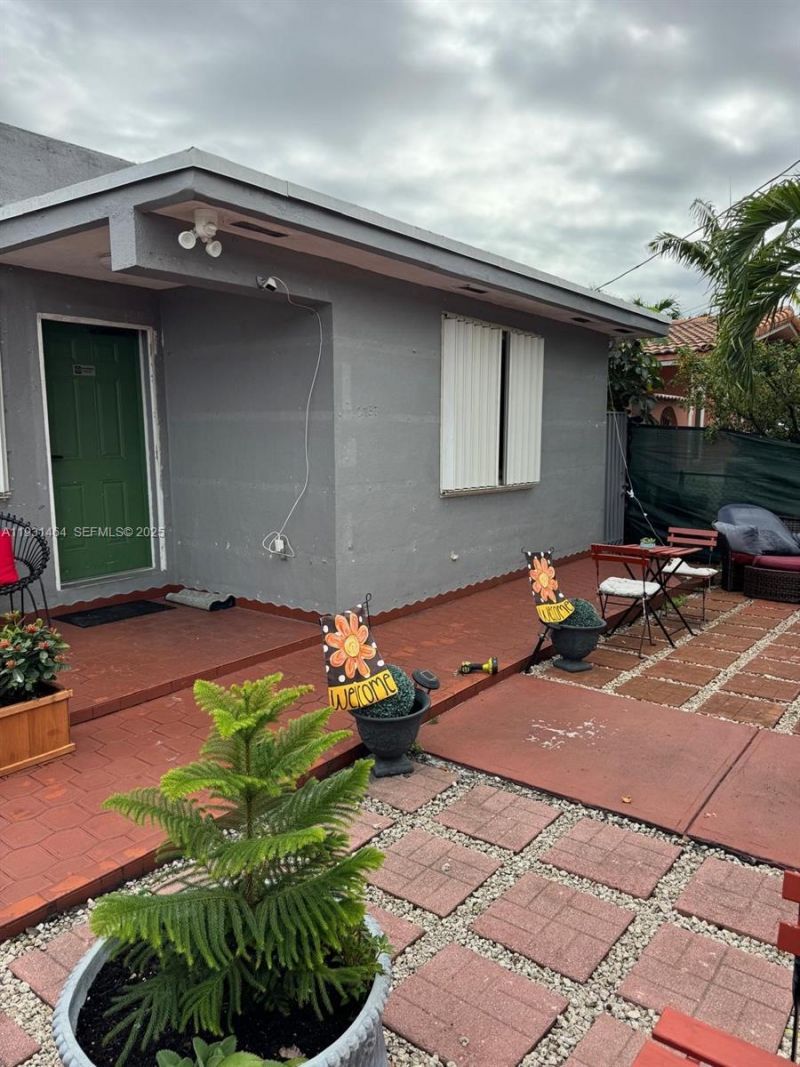 2737 NW 13th Ave, Miami, FL 33142 Photo