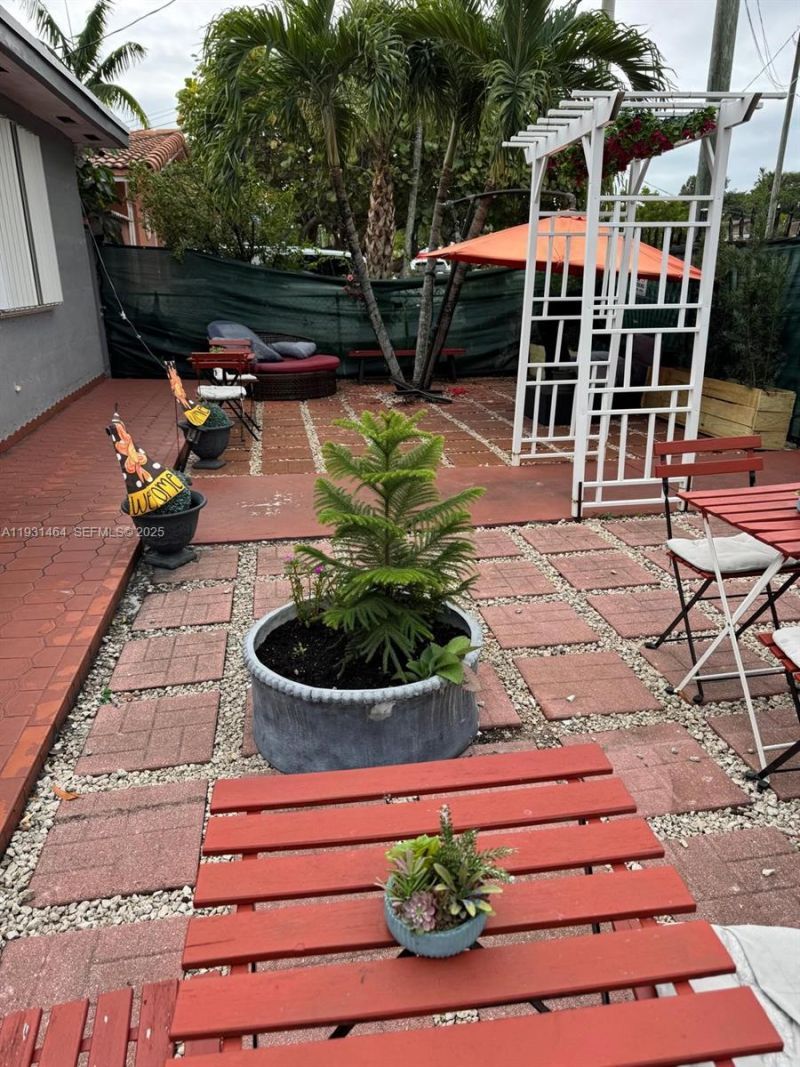 2737 NW 13th Ave, Miami, FL 33142 Photo