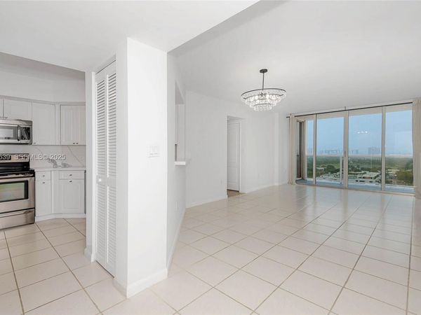 1900 Sunset Harbour Dr, Unit 1703, Miami Beach, FL 33139