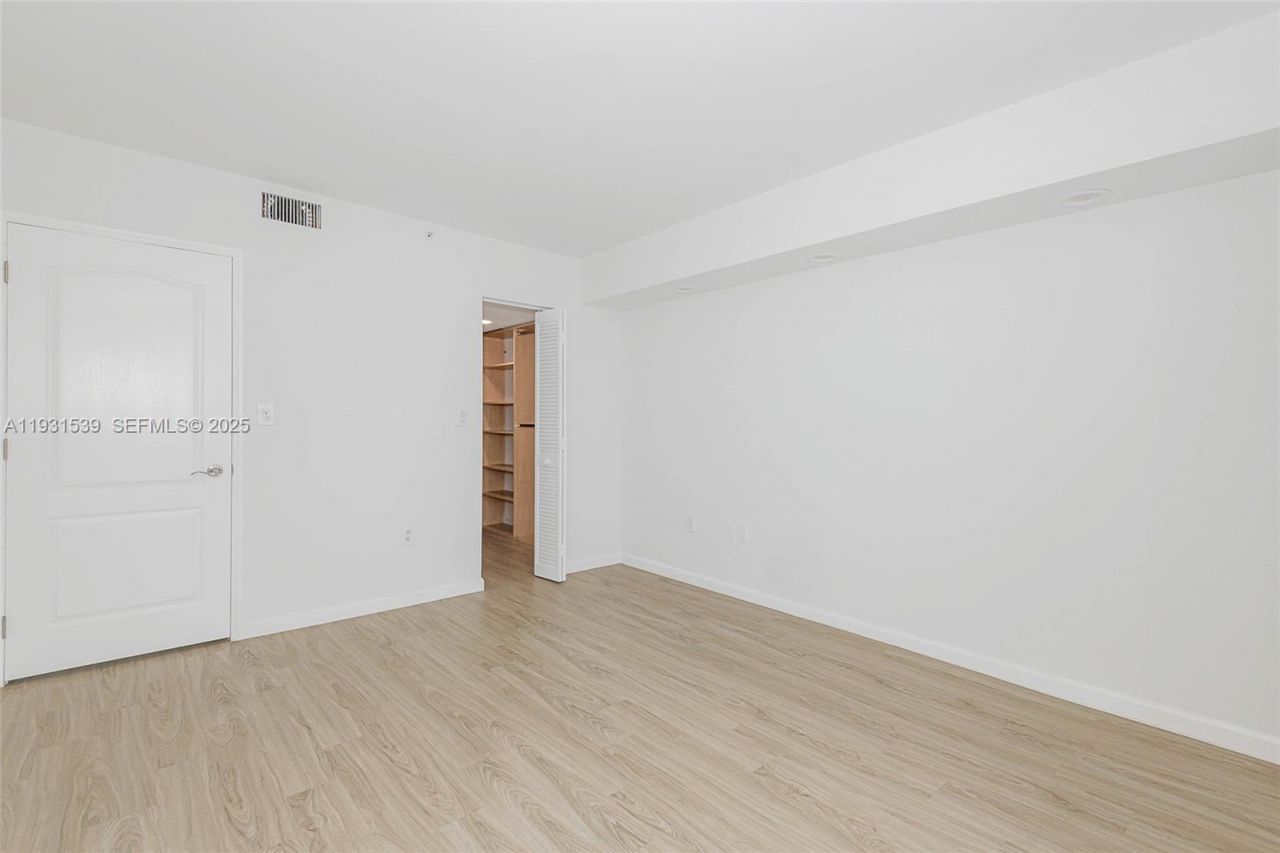 1900 Sunset Harbour Dr, Unit 1703, Miami Beach, FL 33139 Photo