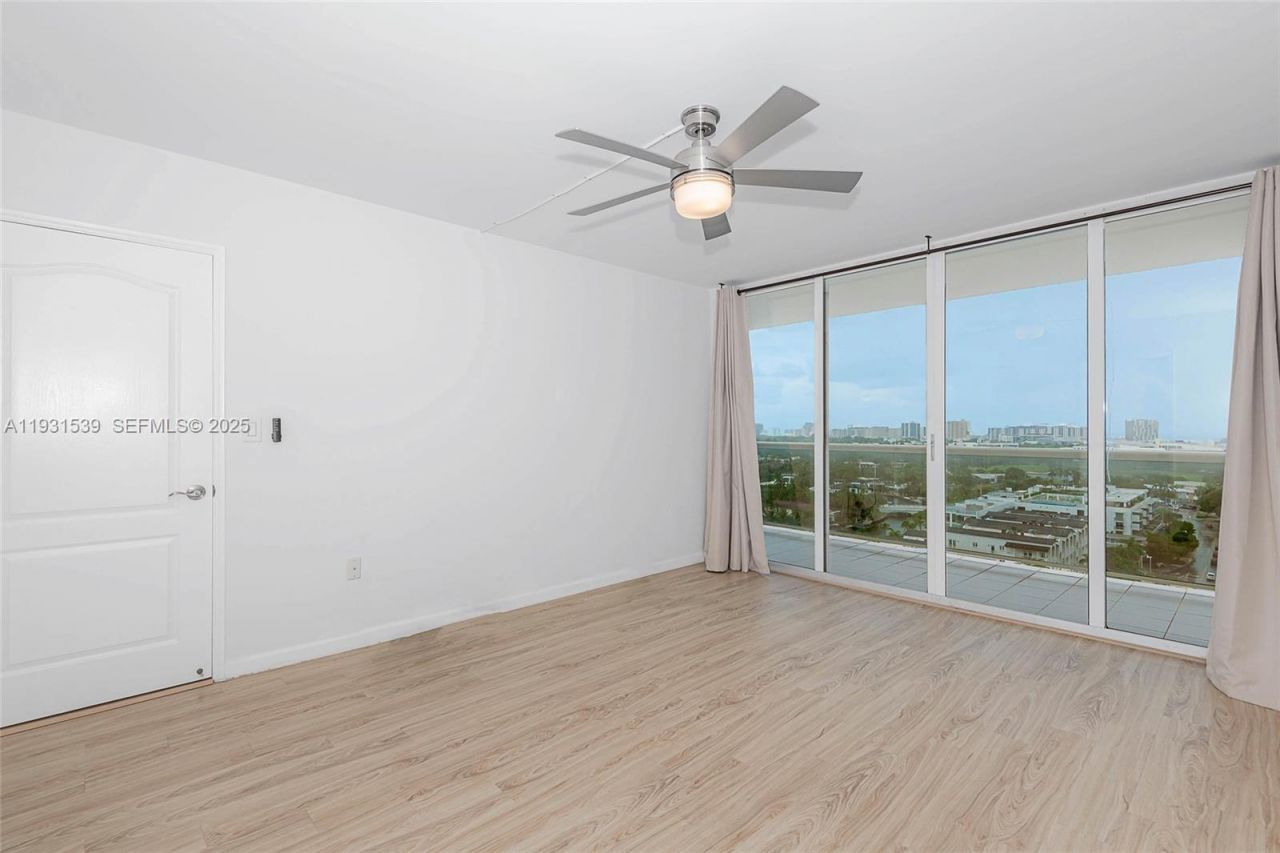 1900 Sunset Harbour Dr, Unit 1703, Miami Beach, FL 33139 Photo