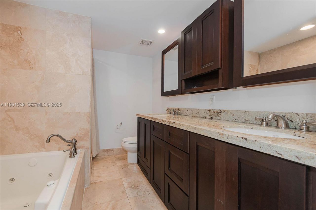 1900 Sunset Harbour Dr, Unit 1703, Miami Beach, FL 33139 Photo