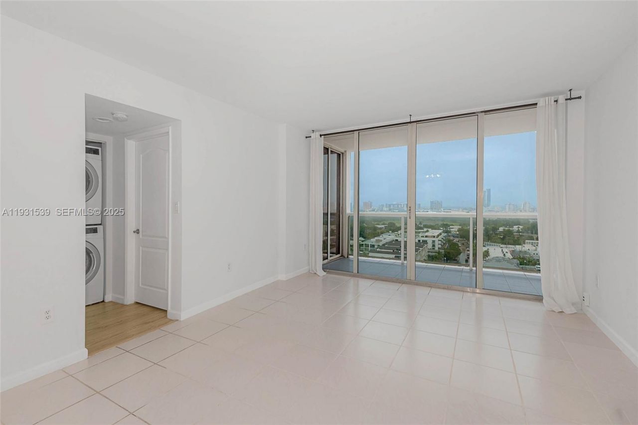 1900 Sunset Harbour Dr, Unit 1703, Miami Beach, FL 33139 Photo