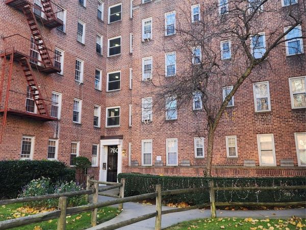 760 Bronx River Road, Unit A-65, Bronxville, NY 10708