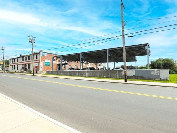 376 Nash Road, New Bedford, MA 02740