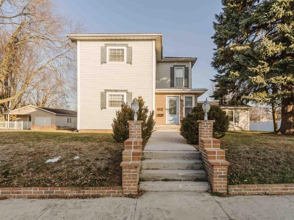 712 W Tiffin Street, Fostoria, OH 44830