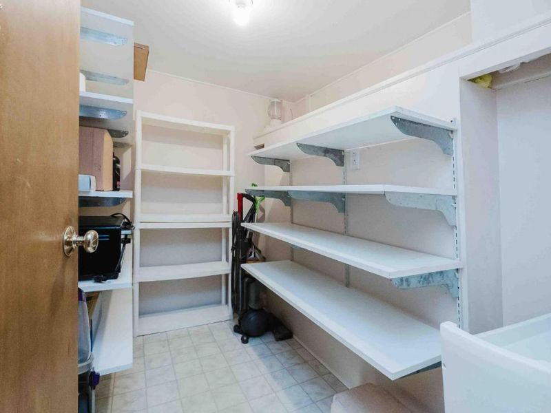 712 W Tiffin Street, Fostoria, OH 44830 Photo 5