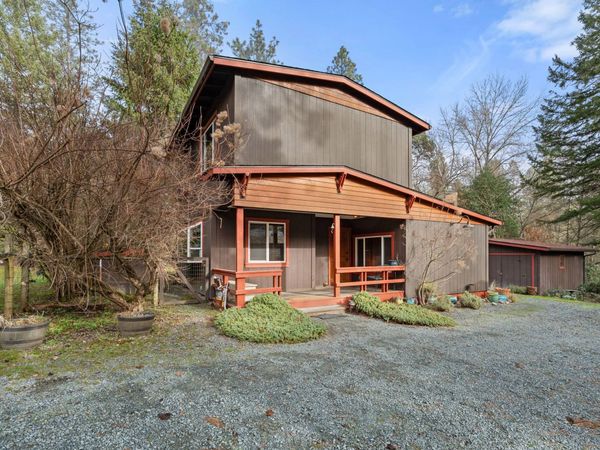 1608 Foots Creek R Fork Road, Gold Hill, OR 97525