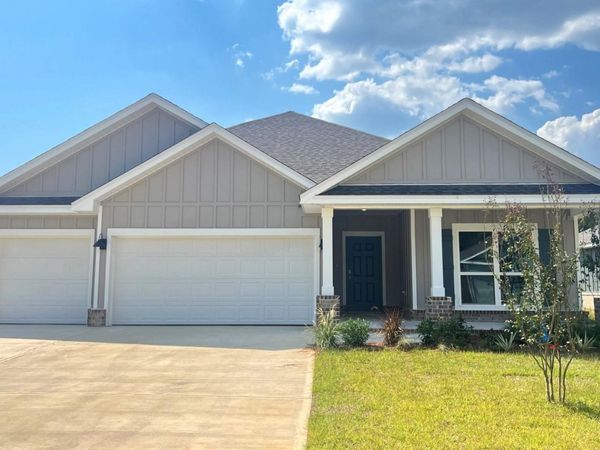 5640 Clarity St, Milton, FL 32570