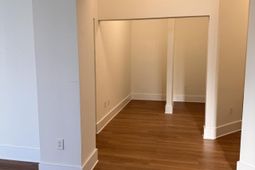 1952 Long Grove Drive photo 4