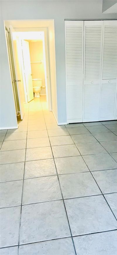 2200 Bahia Vista St, Unit B3, Sarasota, FL 34239 Photo
