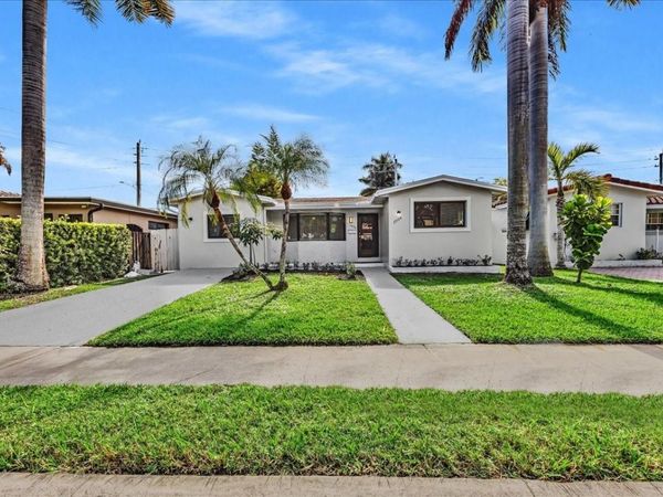 1004 Johnson St, Hollywood, FL 33019