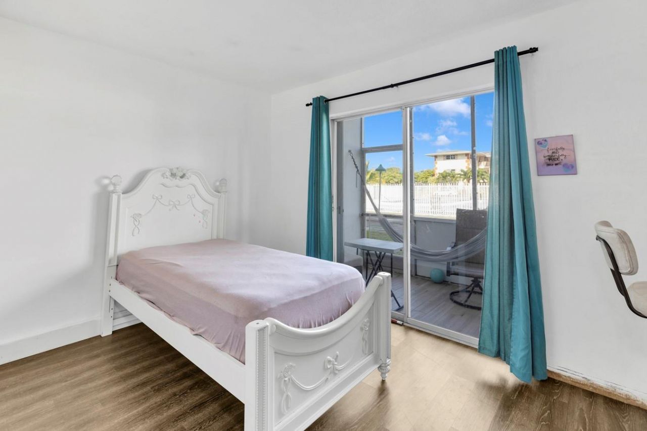 4770 NW 10th Court, Unit 106, Plantation, FL 33313 Photo