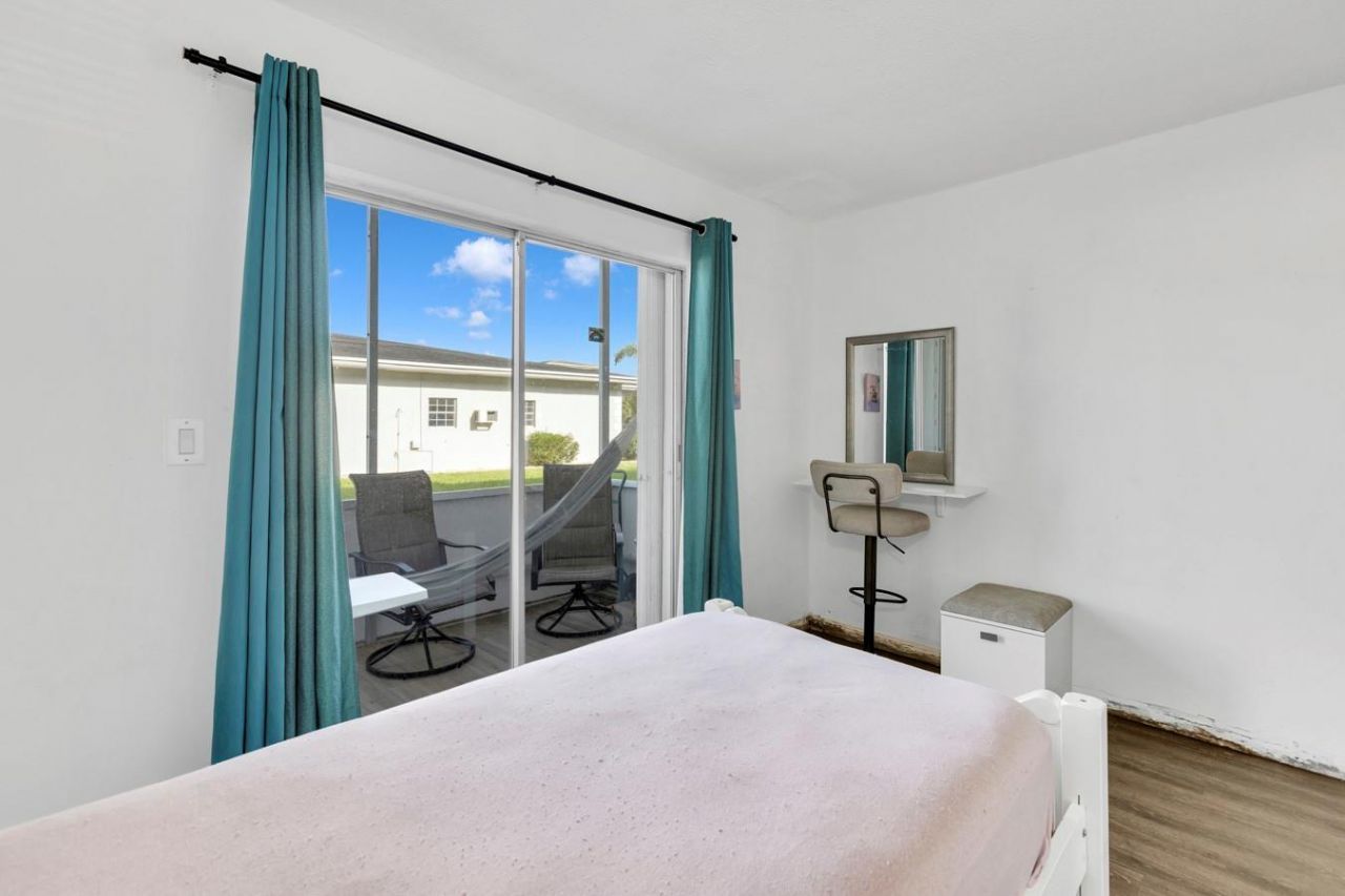 4770 NW 10th Court, Unit 106, Plantation, FL 33313 Photo