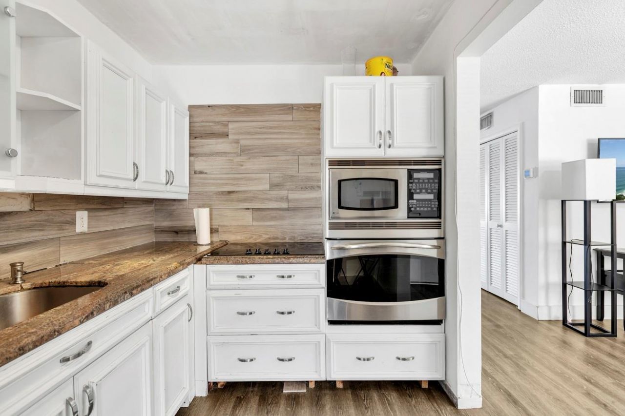 4770 NW 10th Court, Unit 106, Plantation, FL 33313 Photo