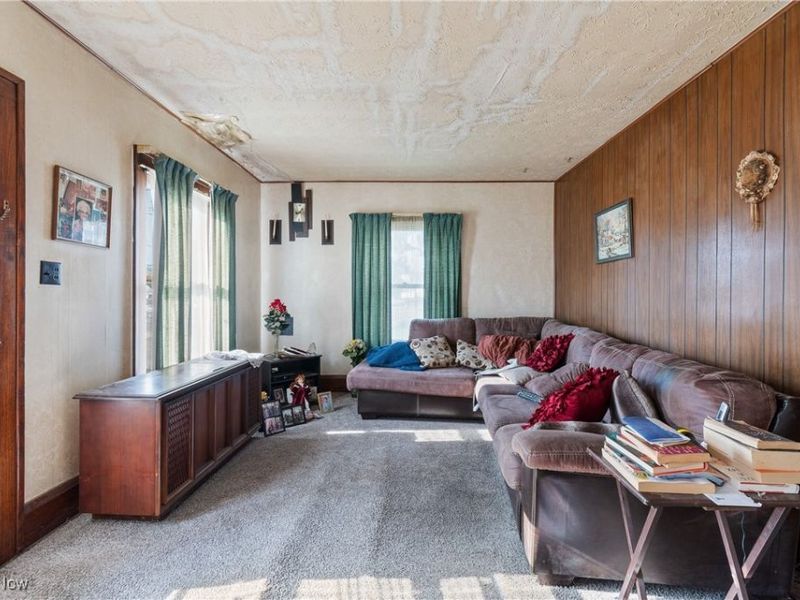 1146 Wooster Road N, Barberton, OH 44203 Photo 2