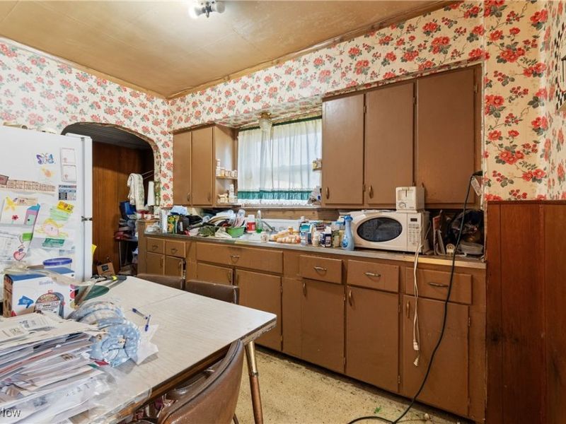 1146 Wooster Road N, Barberton, OH 44203 Photo 7