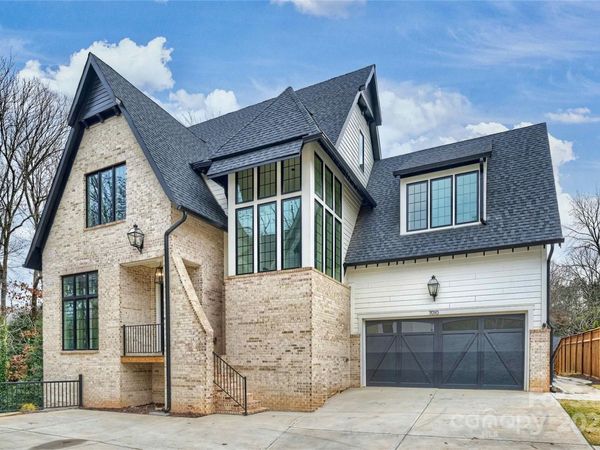 7010 Chateau Bordeaux Lane, Charlotte, NC 28270