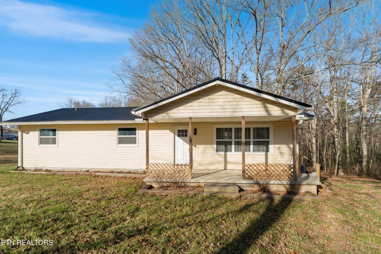 53 Takesa Drive  Crossville, TN 38555