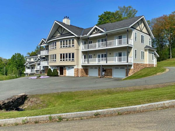 120 Pepin Drive, Unit B 6, Newport City, VT 05855