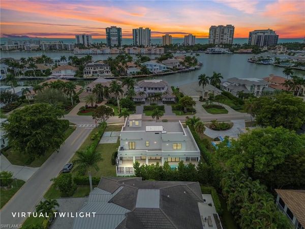 3800 Crayton RD, NAPLES, FL 34103