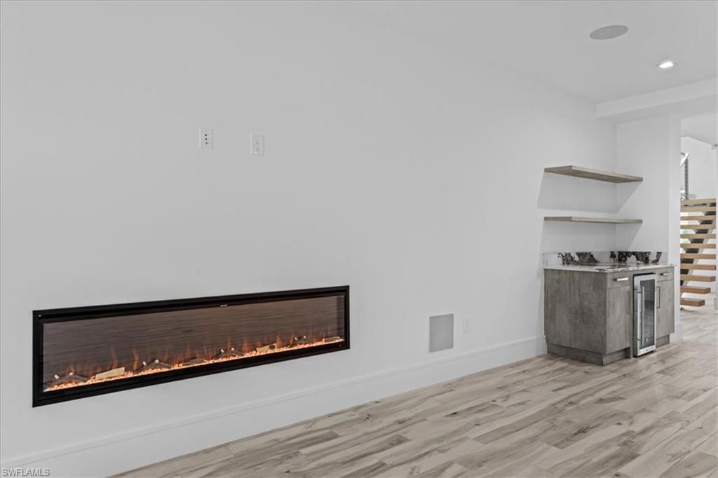 3800 Crayton Rd, Naples, FL 34103 Photo