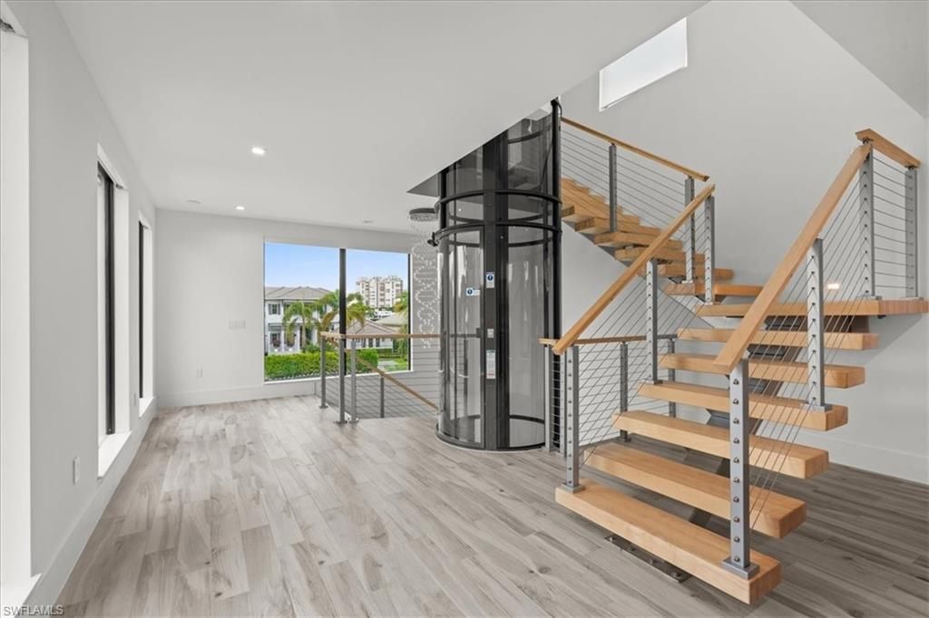 3800 Crayton Rd, Naples, FL 34103 Photo