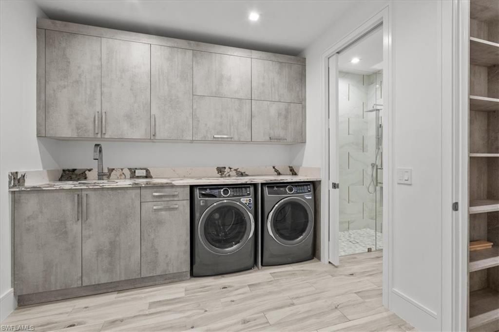 3800 Crayton Rd, Naples, FL 34103 Photo