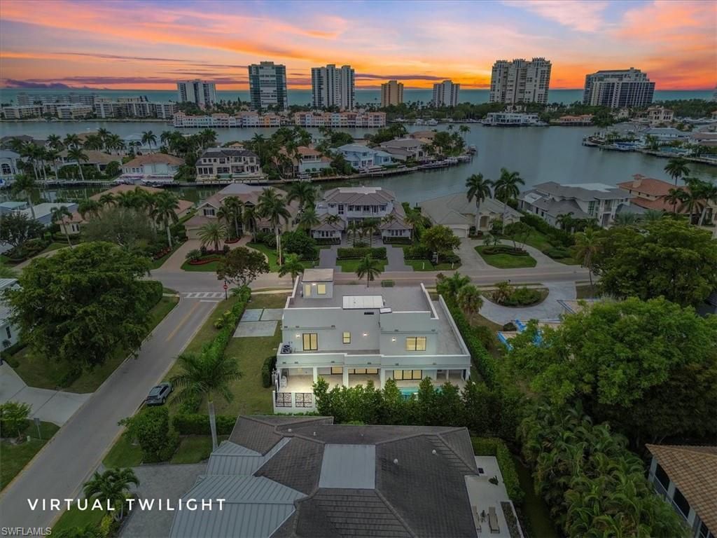 3800 Crayton Rd, Naples, FL 34103 Photo