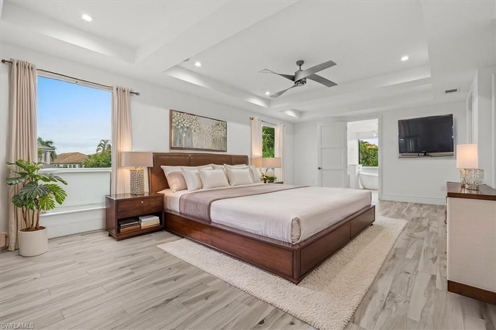 3800 Crayton Rd, Naples, FL 34103 Photo