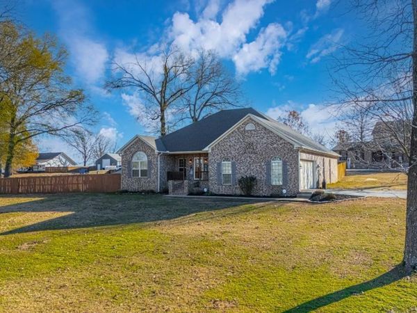 13 Loyal Lane, Greenbrier, AR 72058