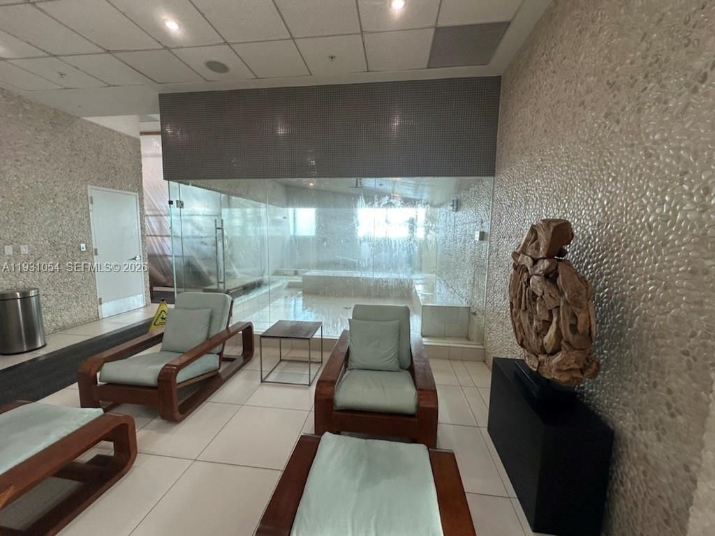 92 SW 3rd St, Unit 1408, Miami, FL 33130 Photo