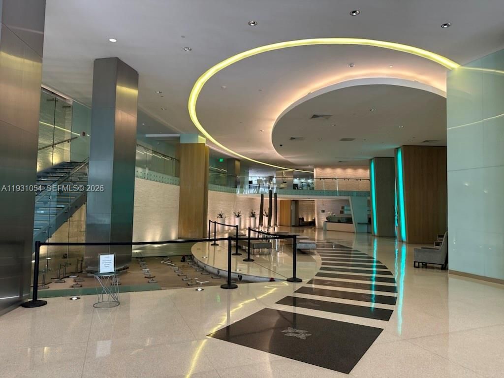 92 SW 3rd St, Unit 1408, Miami, FL 33130 Photo