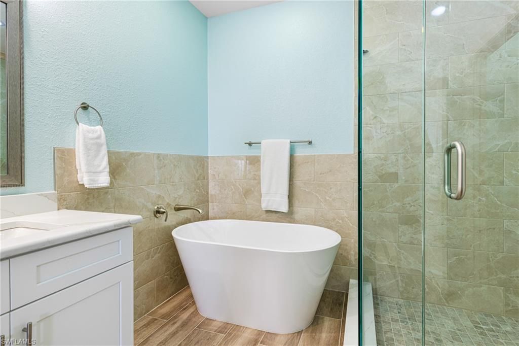 19505 Emerald Bay, Unit 101, Estero, FL 33928 Photo