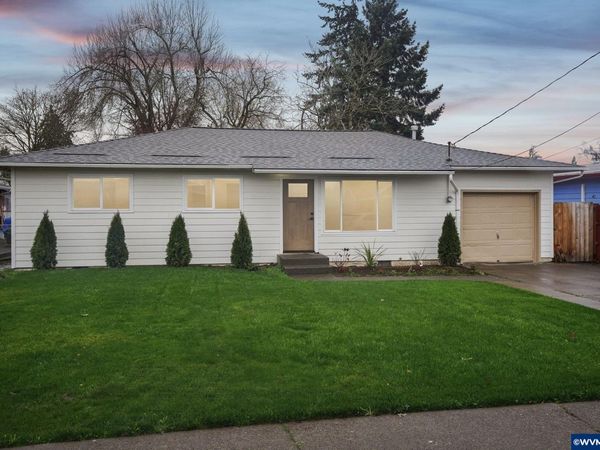 963 Vinyard Av NE, Salem, OR 97301