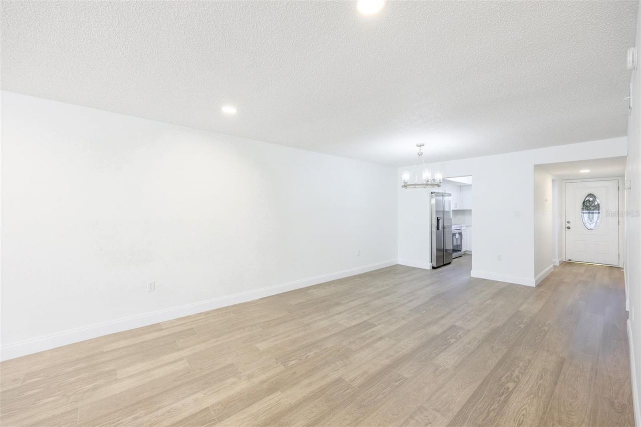 3656 Lake Bayshore Dr, Bldg K, Unit 319, Bradenton, FL 34205 Photo