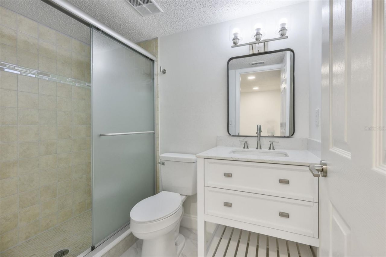 3656 Lake Bayshore Dr, Bldg K, Unit 319, Bradenton, FL 34205 Photo