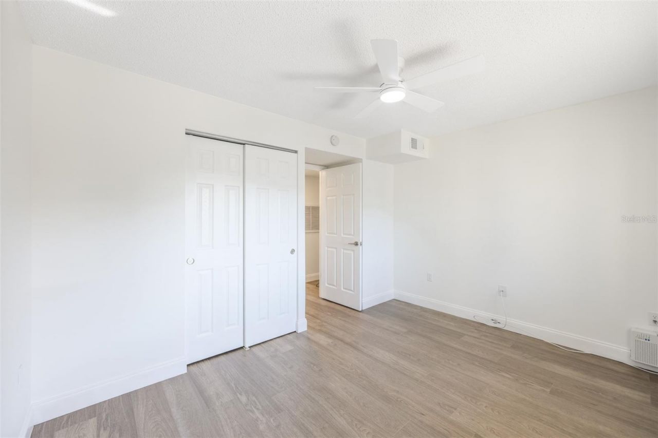 3656 Lake Bayshore Dr, Bldg K, Unit 319, Bradenton, FL 34205 Photo