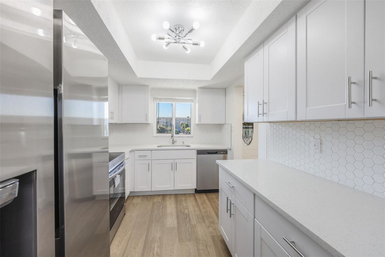 3656 Lake Bayshore Dr, Bldg K, Unit 319, Bradenton, FL 34205 Photo