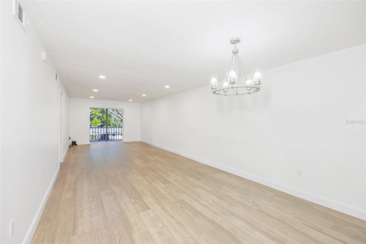 3656 Lake Bayshore Dr, Bldg K, Unit 319, Bradenton, FL 34205 Photo