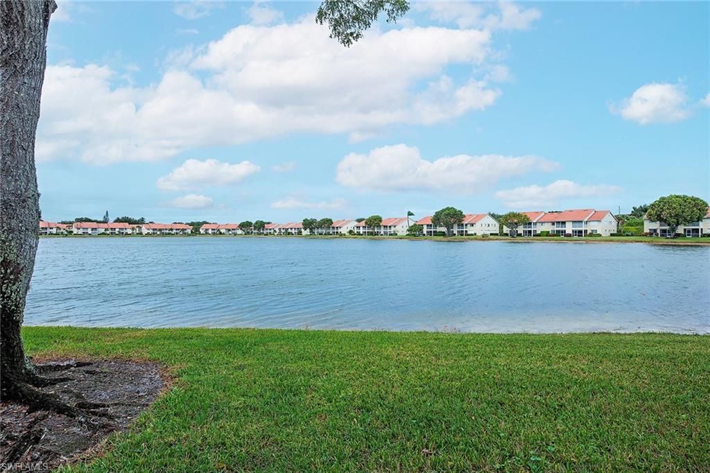7800 Emerald Cir, Unit B102, Naples, FL 34109 Photo