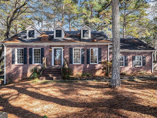 4521 S Roberts Drive, Sugar Hill, GA 30518