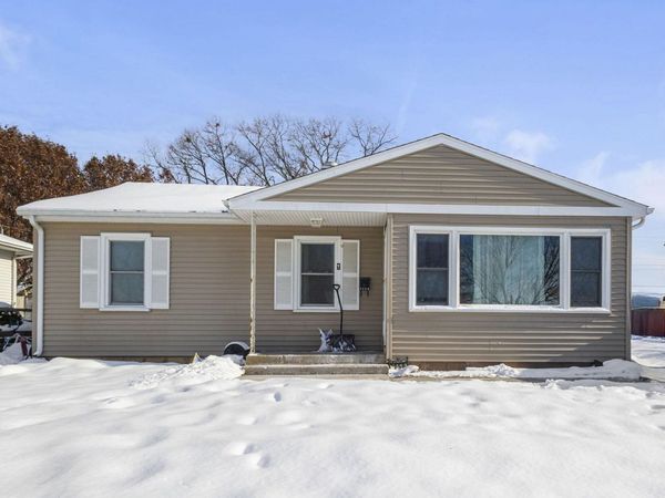 1250 Sussex Drive, South Bend, IN 46628