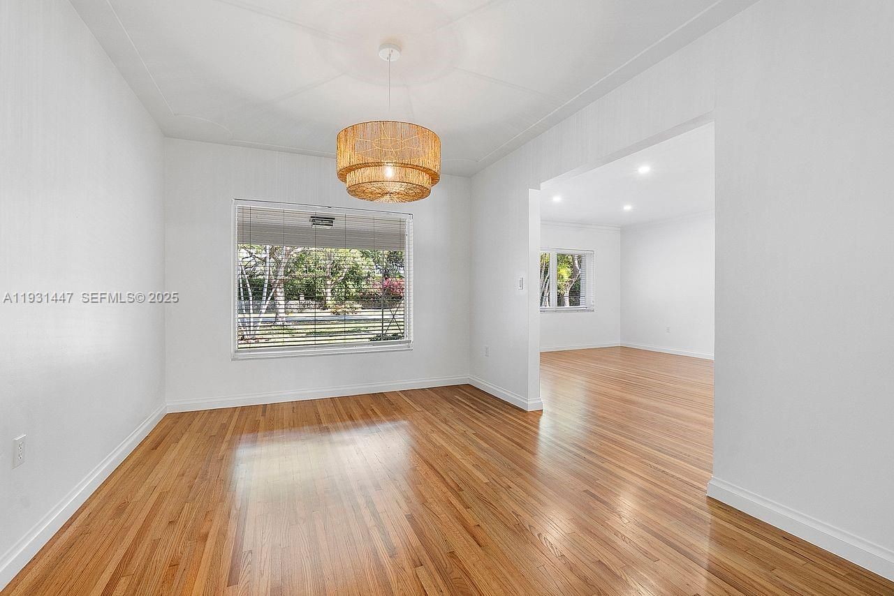 6820 Granada Blvd, Coral Gables, FL 33146 Photo