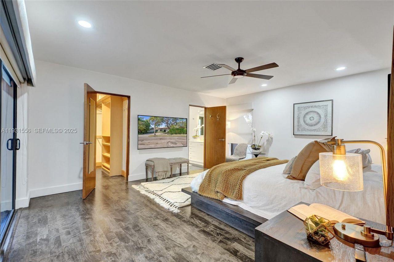 21440 Highland Lakes Blvd, Miami, FL 33179 Photo