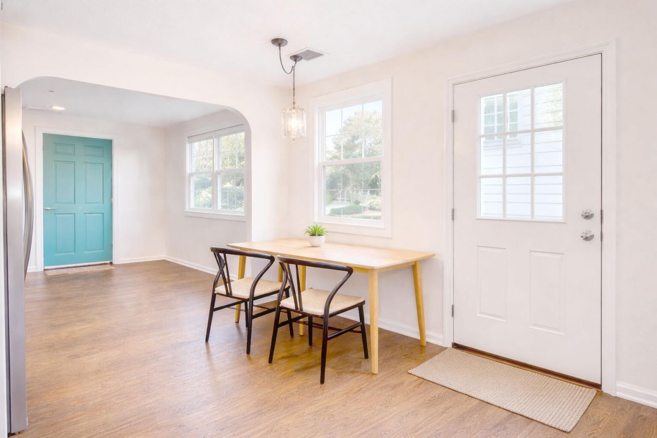 4808 Churchill Road Photo 14