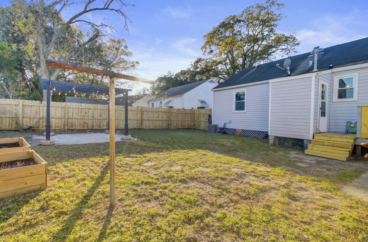 4808 Churchill Road Photo 26