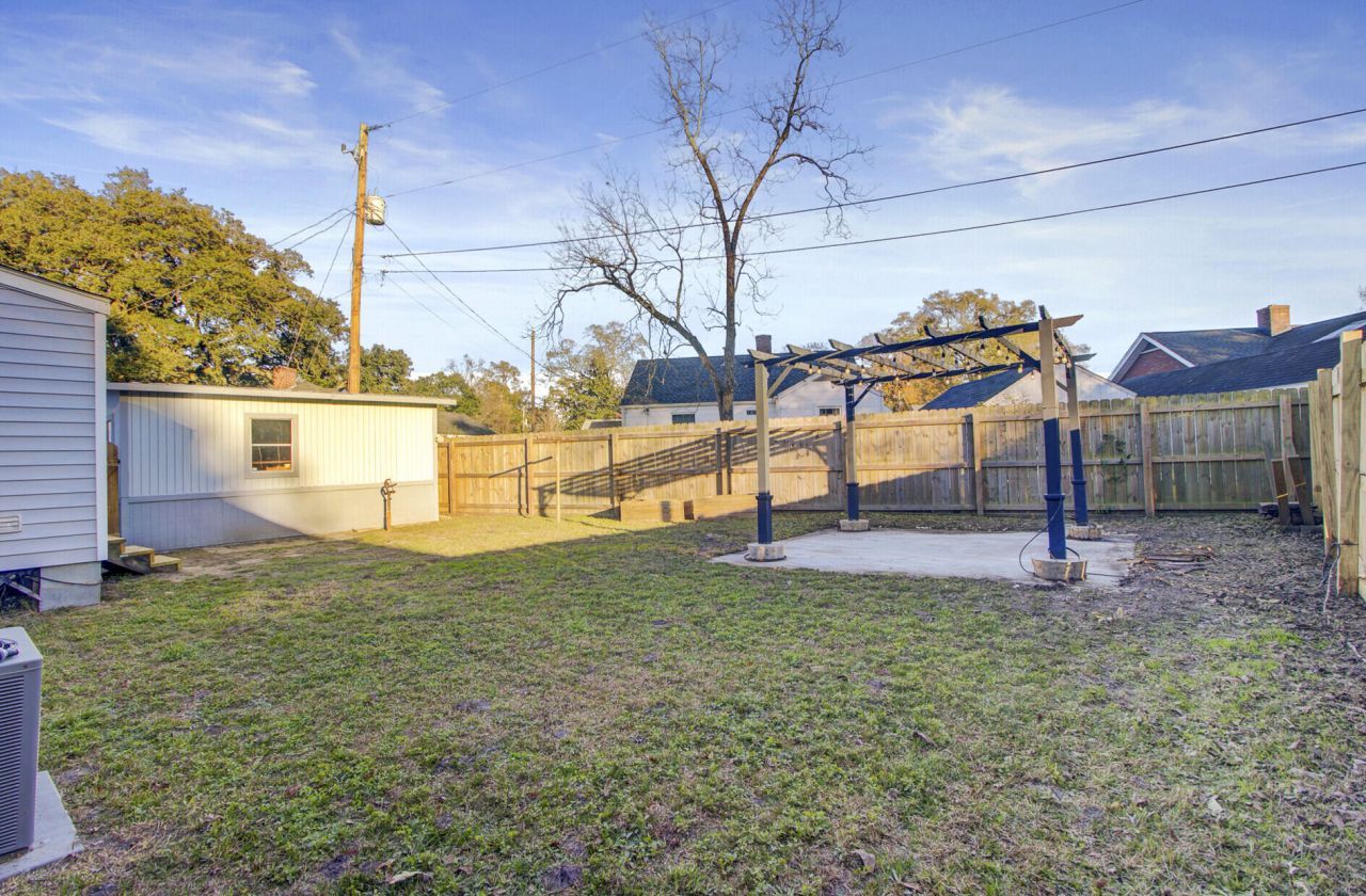 4808 Churchill Road Photo 27