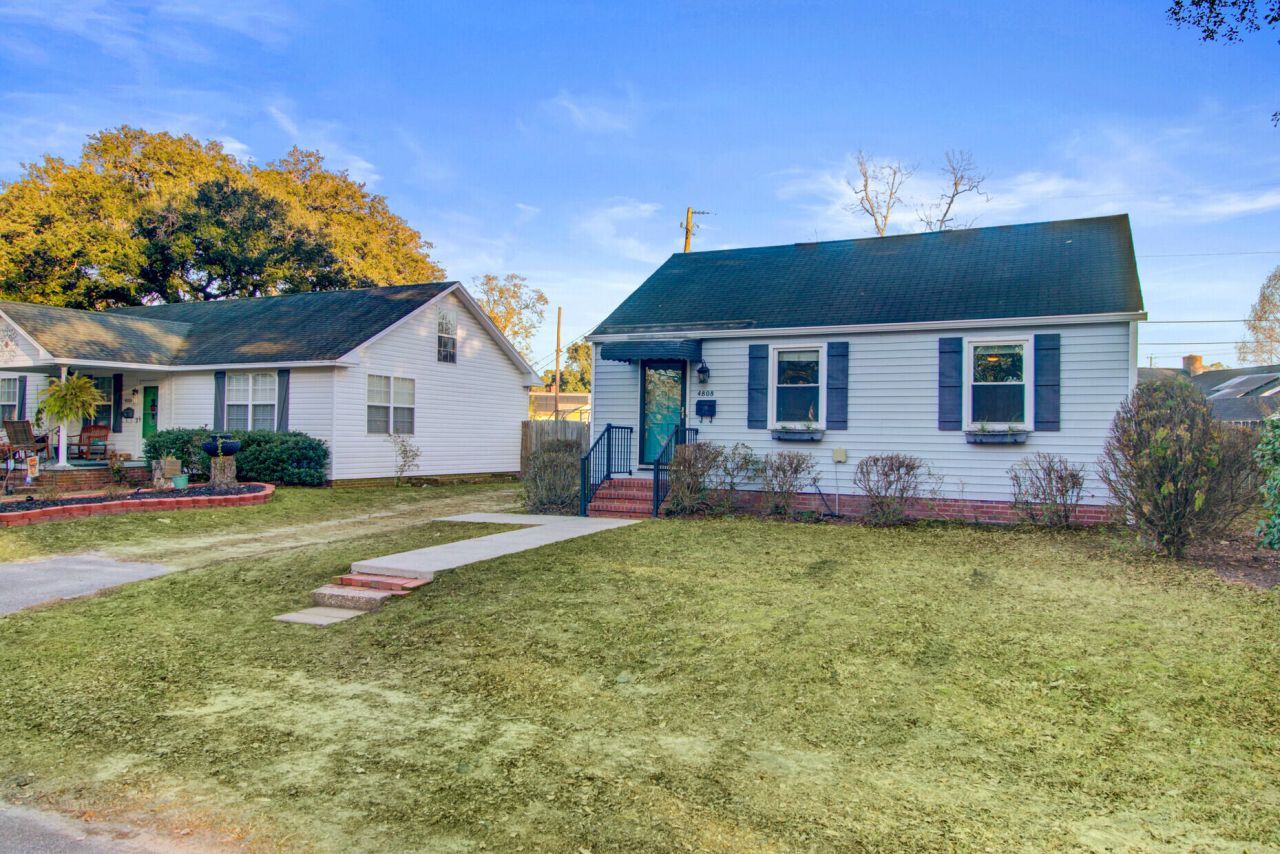 4808 Churchill Road Photo 3